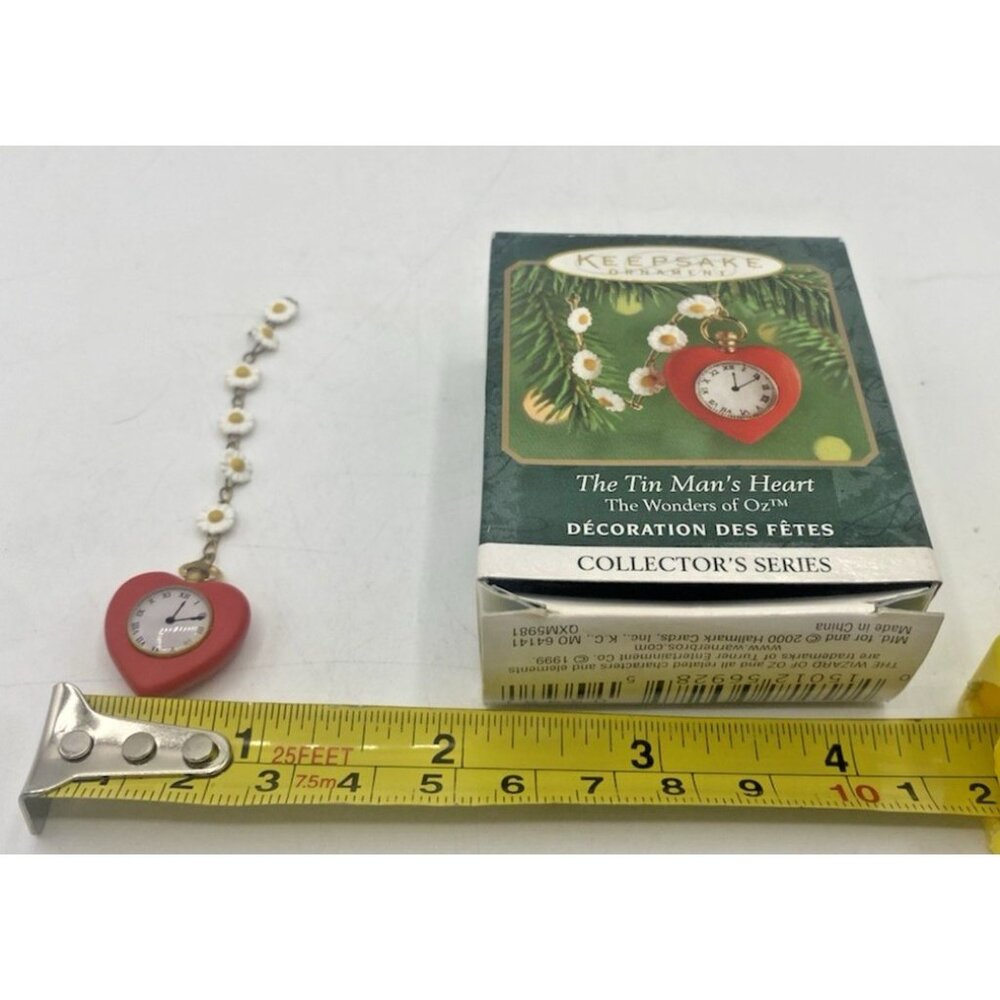 Hallmark Keepsake Miniature Ornament The Tin Man’s Heart The Wonder of Oz 2000 - Picture 12 of 13